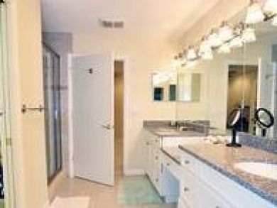 Three Bedroom Plus Den Vacation Condo in Siesta Key
